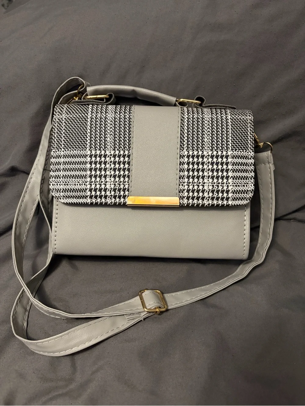 Women’s Grey Houndstooth Accent Crossbody Bag